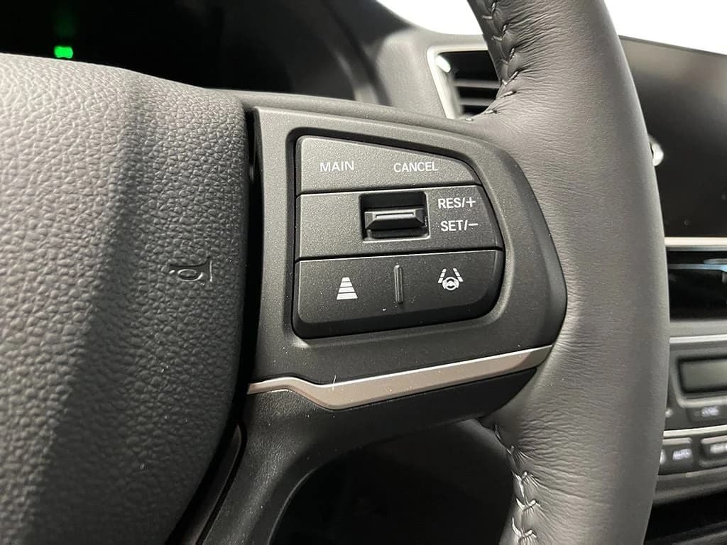Honda Ridgeline Sport AWD 2025 — side view