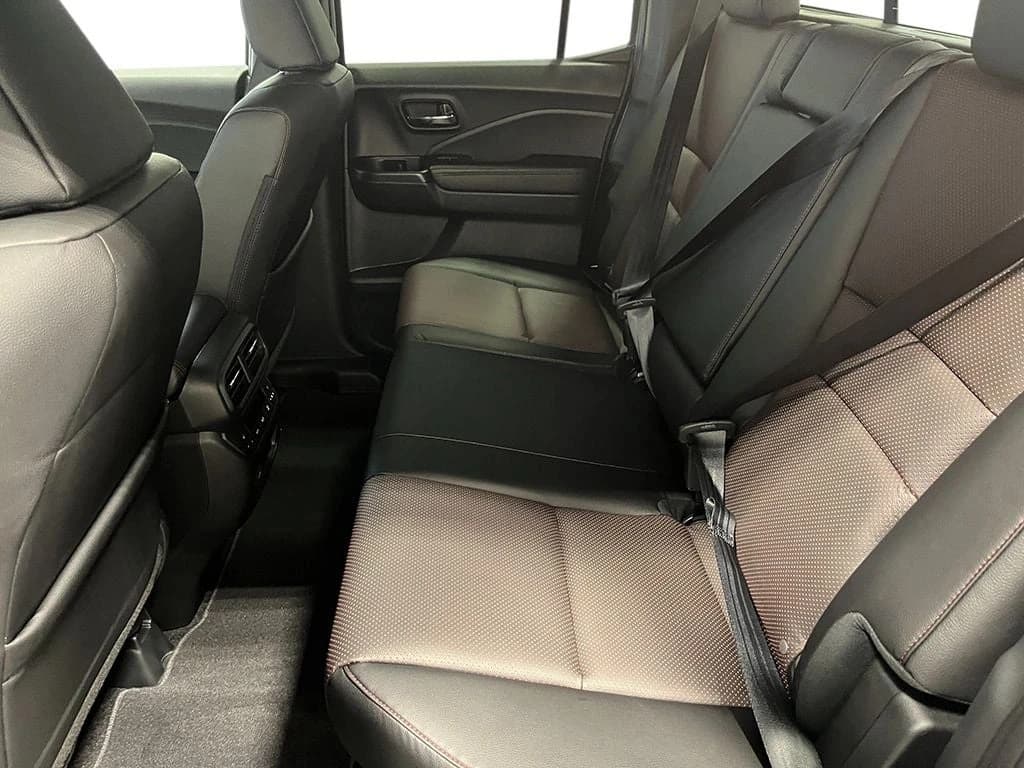 Honda Ridgeline Black Edition AWD 2026 — side view