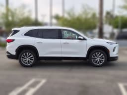 Buick Enclave Preferred 4dr 2026 — side view