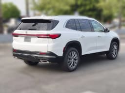 Buick Enclave Preferred 4dr 2026 — side view