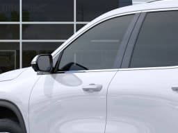 Buick Enclave Preferred 4dr 2026 — side view