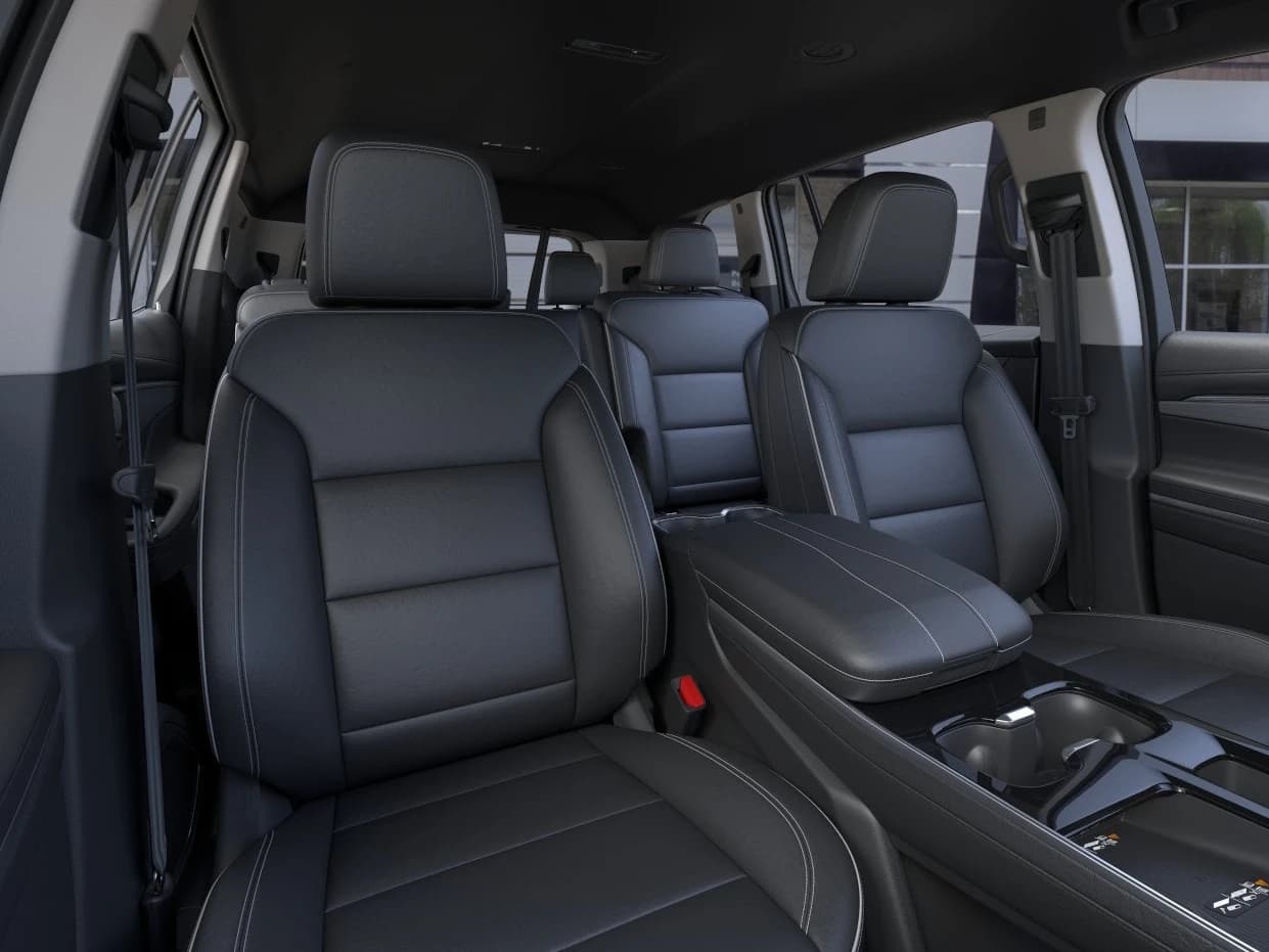 Buick Enclave Preferred 4dr 2026 — side view