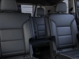 Buick Enclave Preferred 4dr 2026 — side view