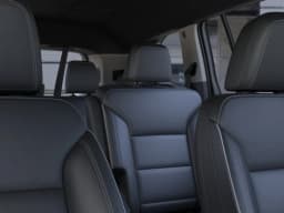 Buick Enclave Preferred 4dr 2026 — side view