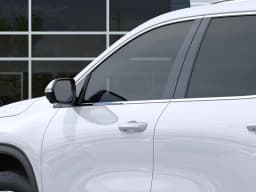 Buick Enclave Preferred 4dr 2026 — side view