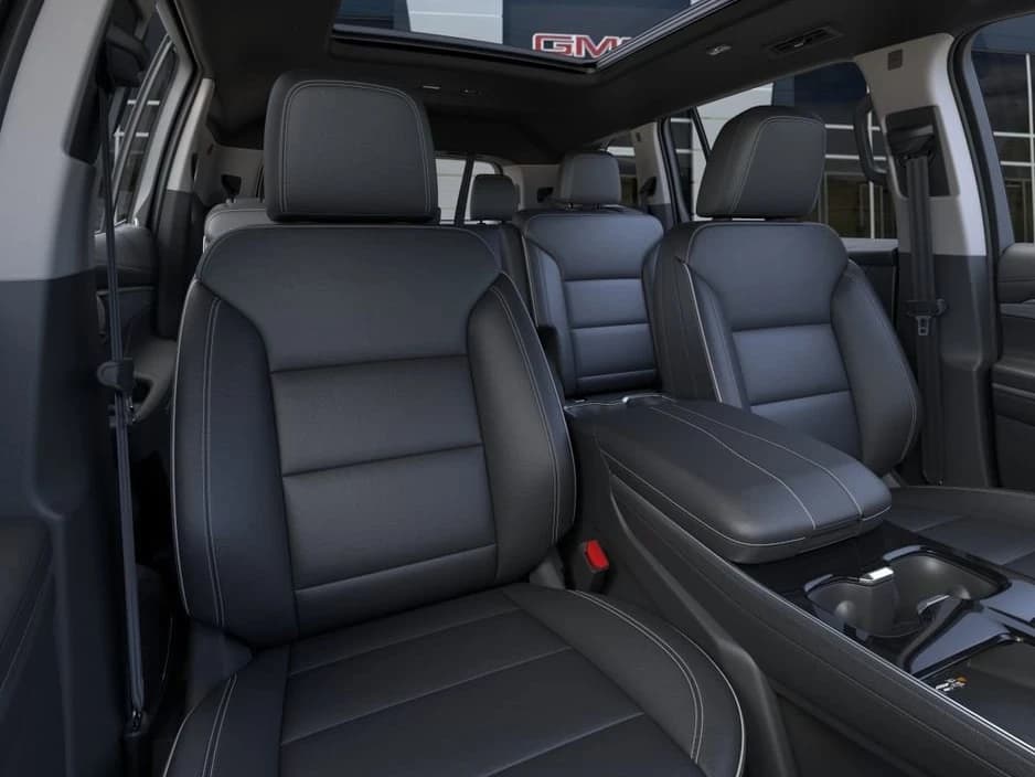 Buick Enclave Preferred 4dr 2026 — side view