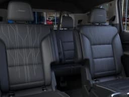 Buick Enclave Avenir 4dr 2026 — side view