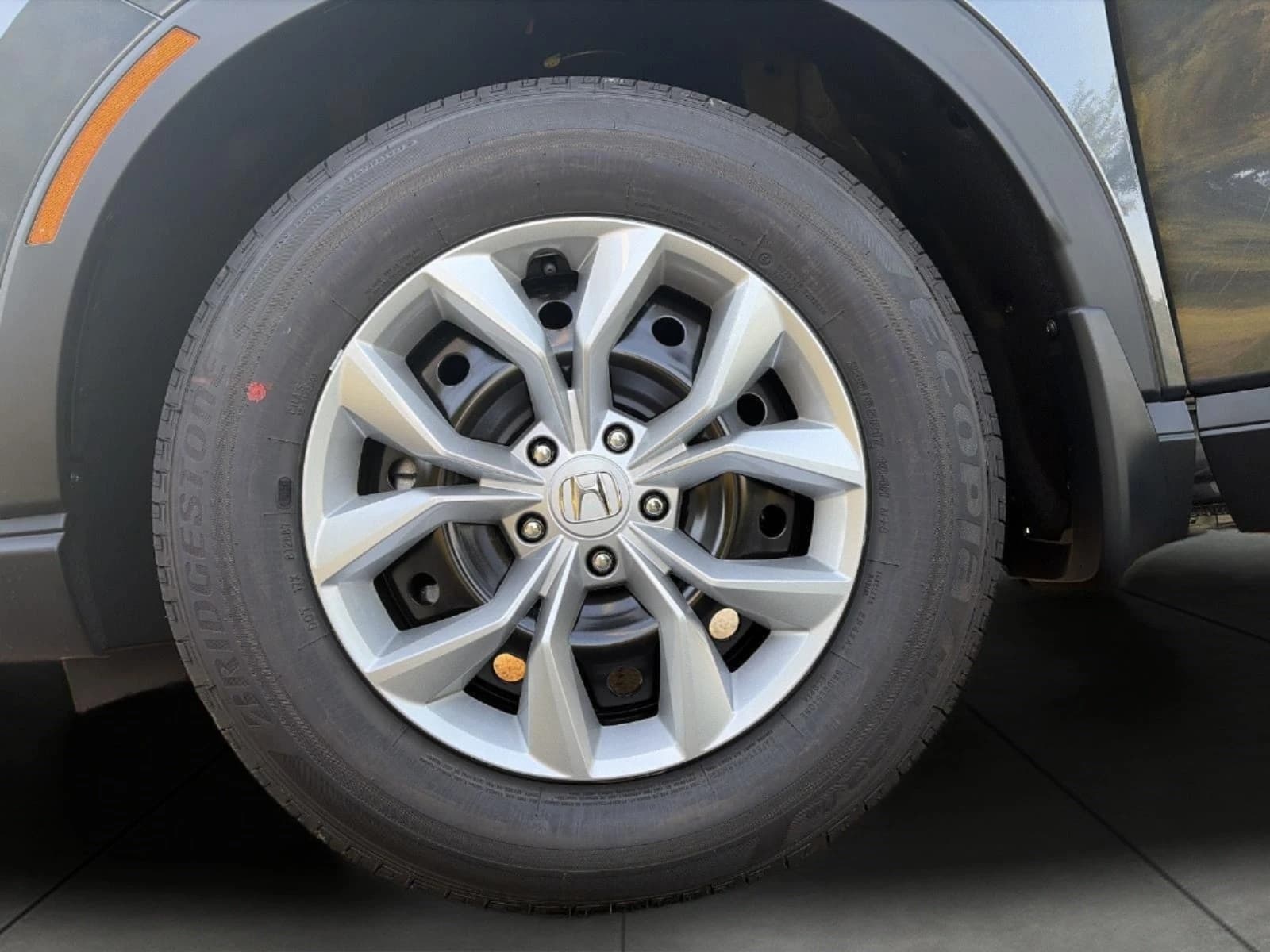 Honda CR-V LX AWD 2026 — side view