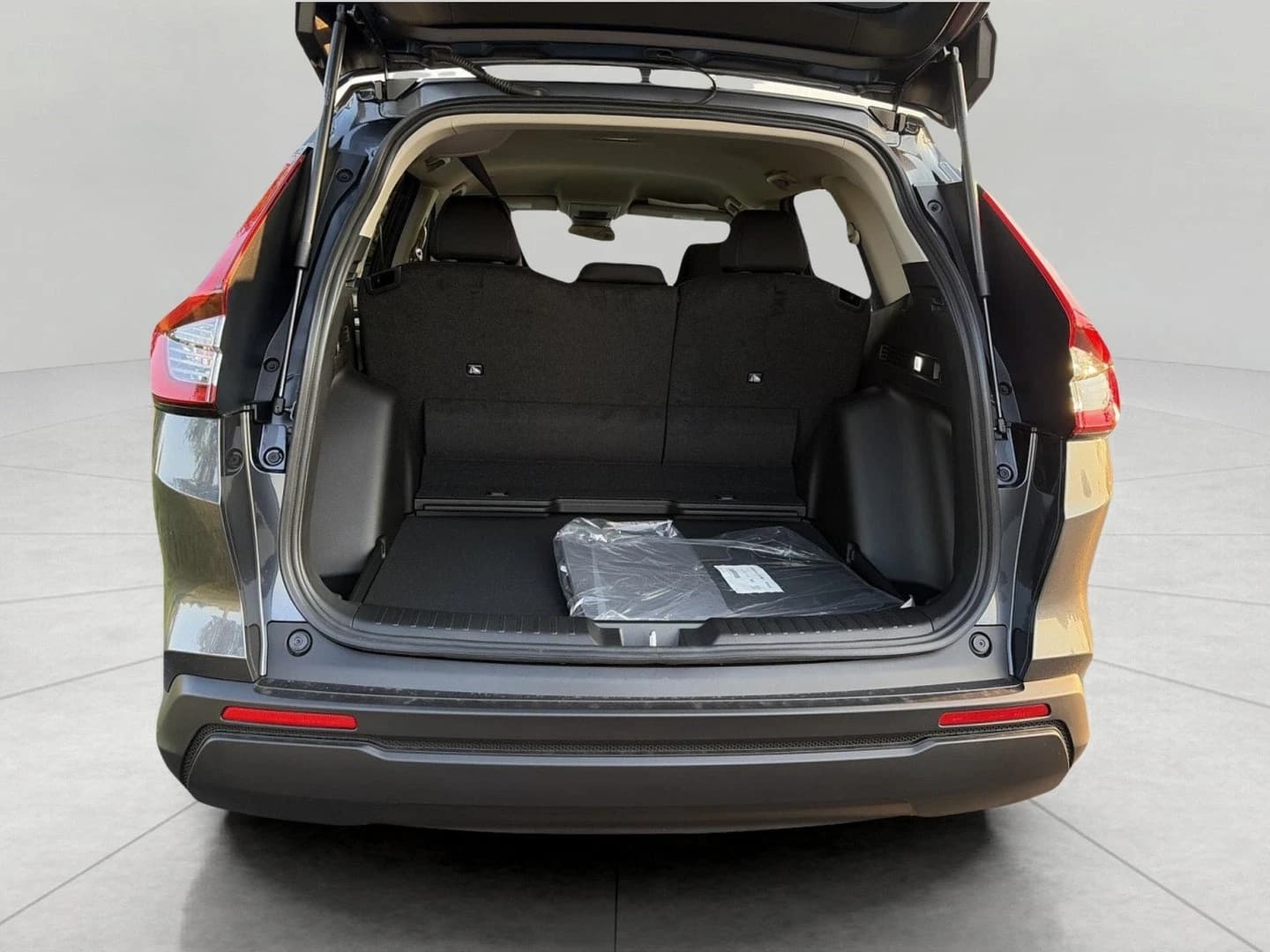 Honda CR-V LX AWD 2026 — side view