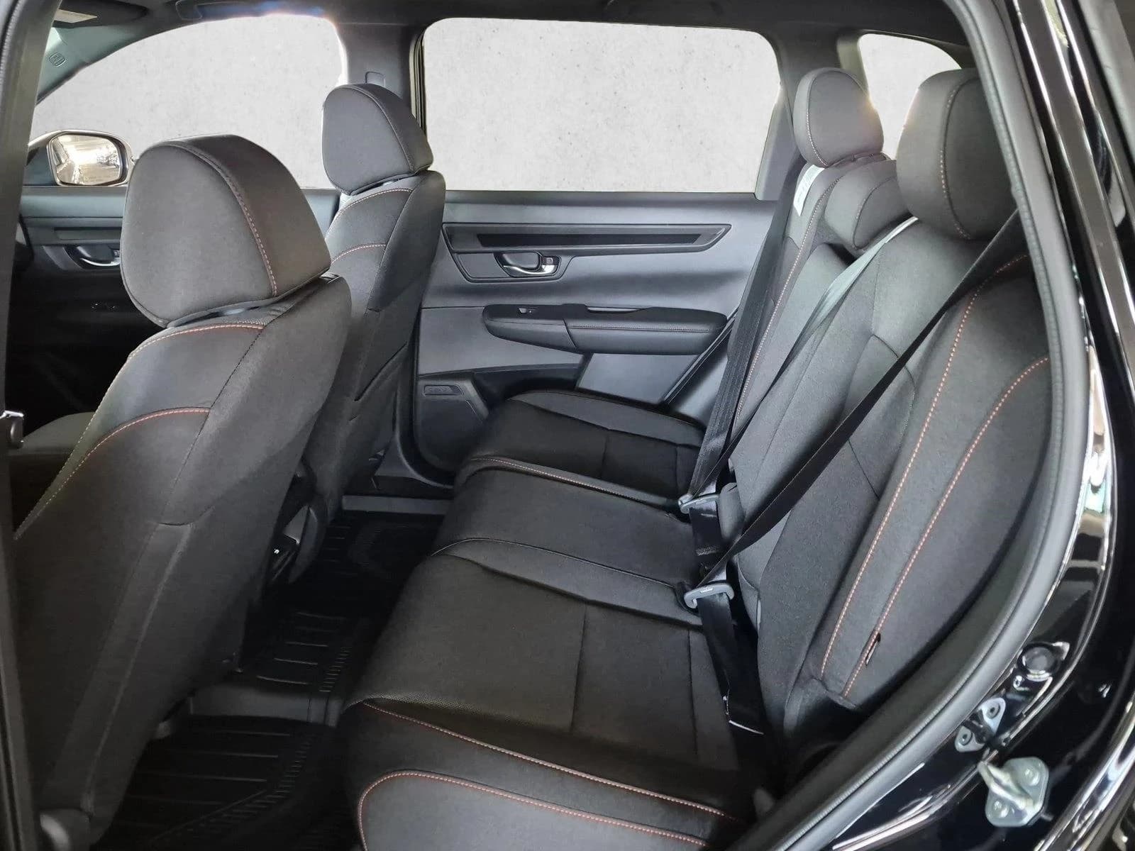 Honda CR-V Hybrid Sport FWD 2026 — side view