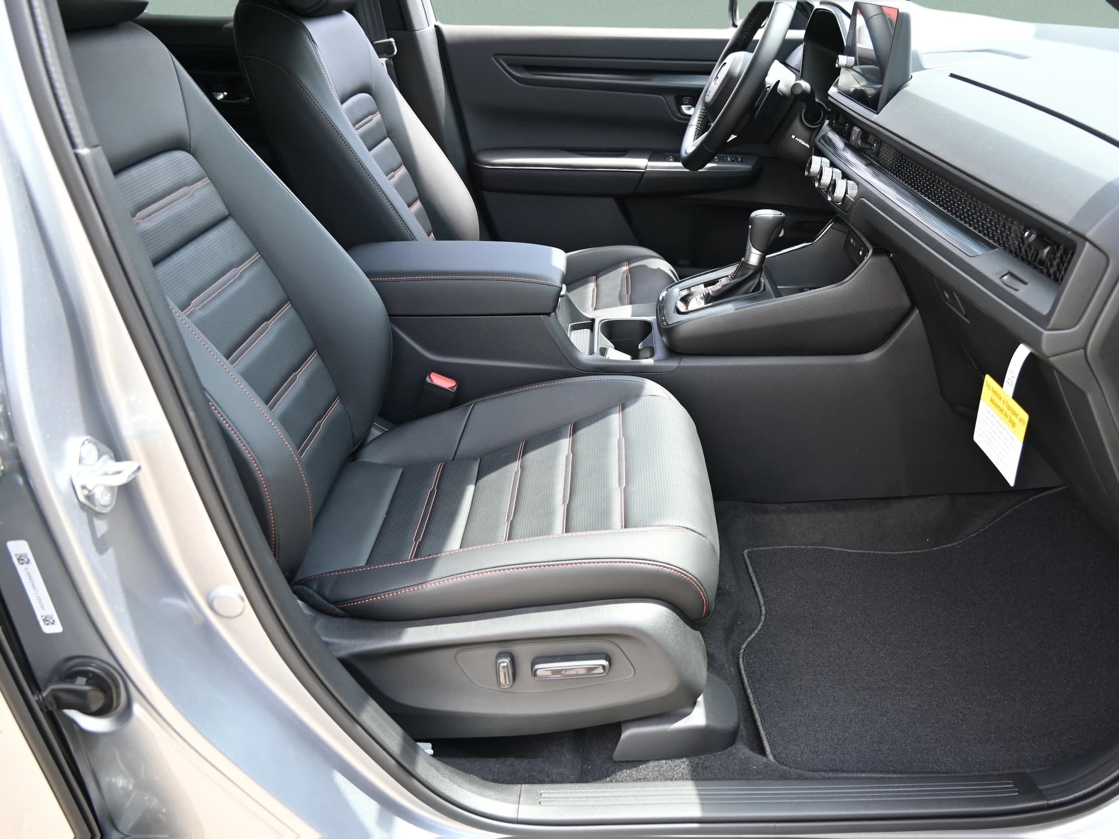 Honda CR-V Hybrid Sport-L FWD 2026 — side view