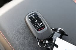 Honda CR-V Hybrid Sport-L FWD 2026 — side view