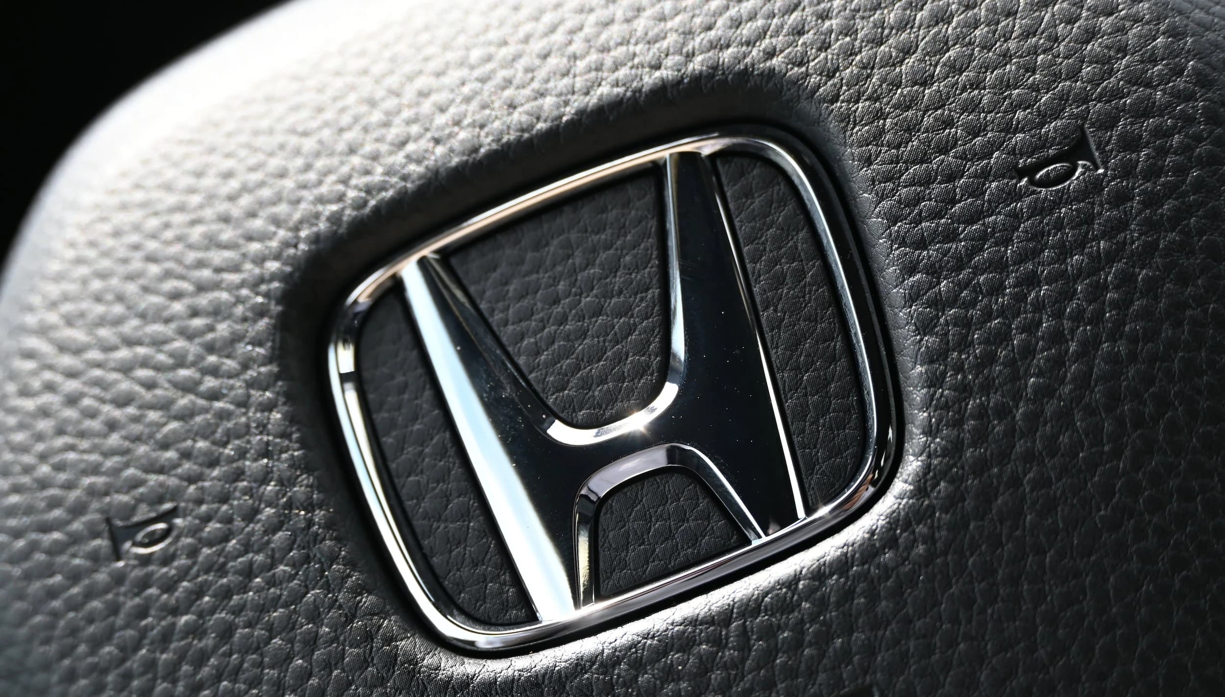 Honda CR-V Hybrid Sport-L FWD 2026 — side view
