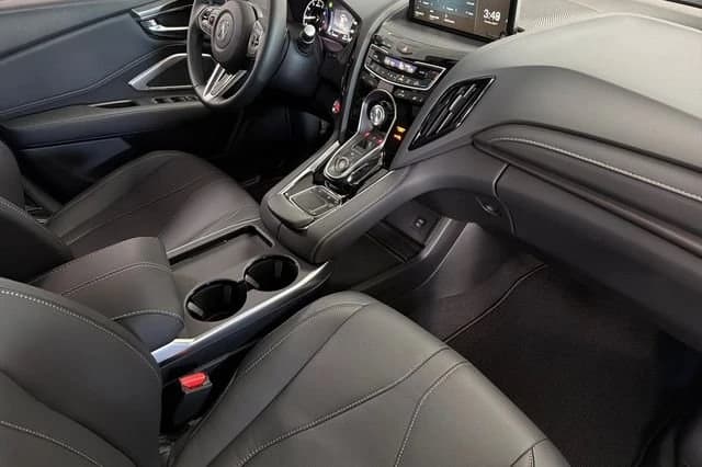 Acura RDX Base SH-AWD 2026 — side view