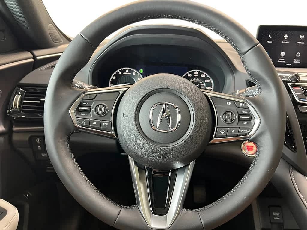 Acura RDX Base SH-AWD 2026 — side view