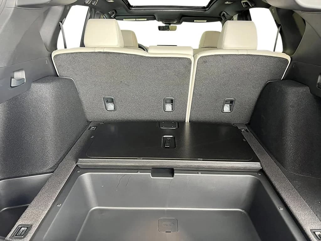 Acura RDX Base SH-AWD 2026 — side view