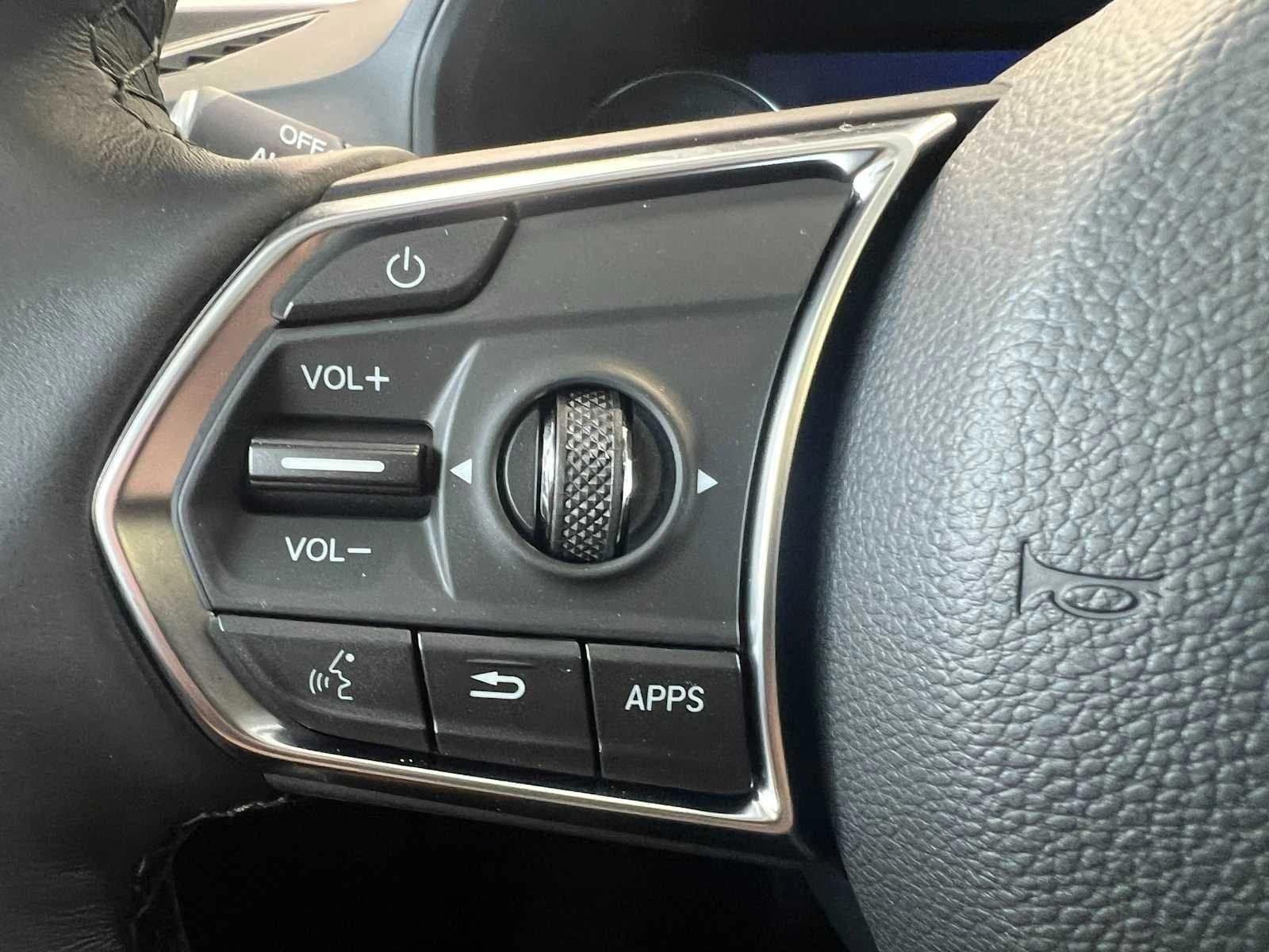 Acura RDX w/Technology Package SH-AWD 2026 — side view