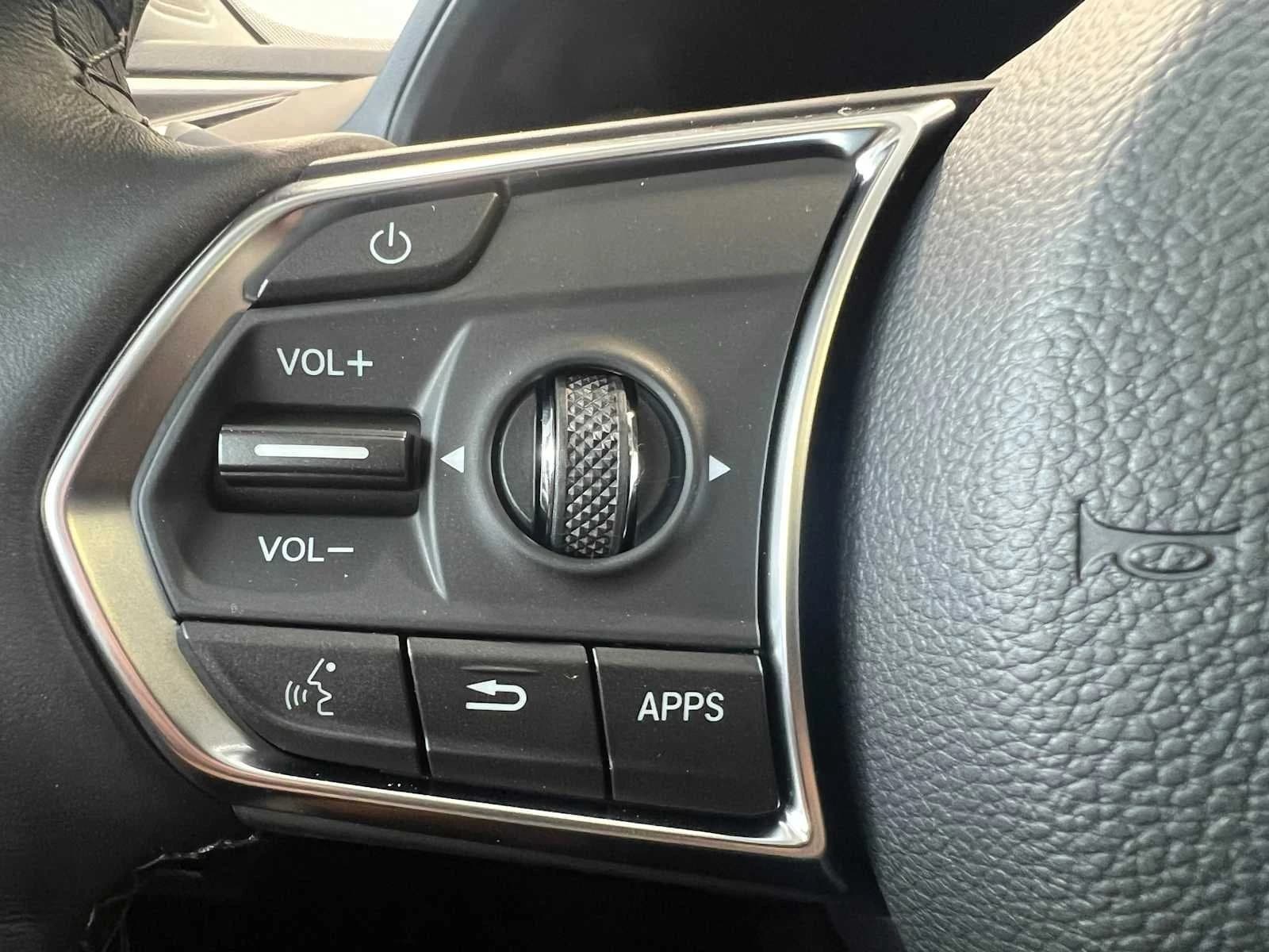 Acura RDX w/Technology Package SH-AWD 2026 — side view