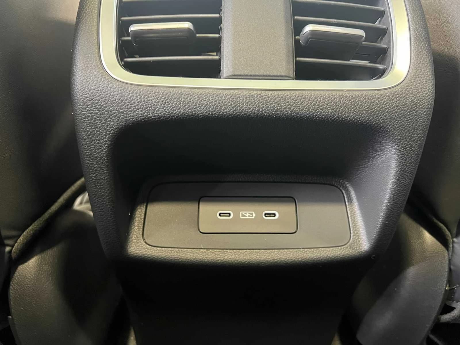 Acura RDX w/Technology Package SH-AWD 2026 — side view