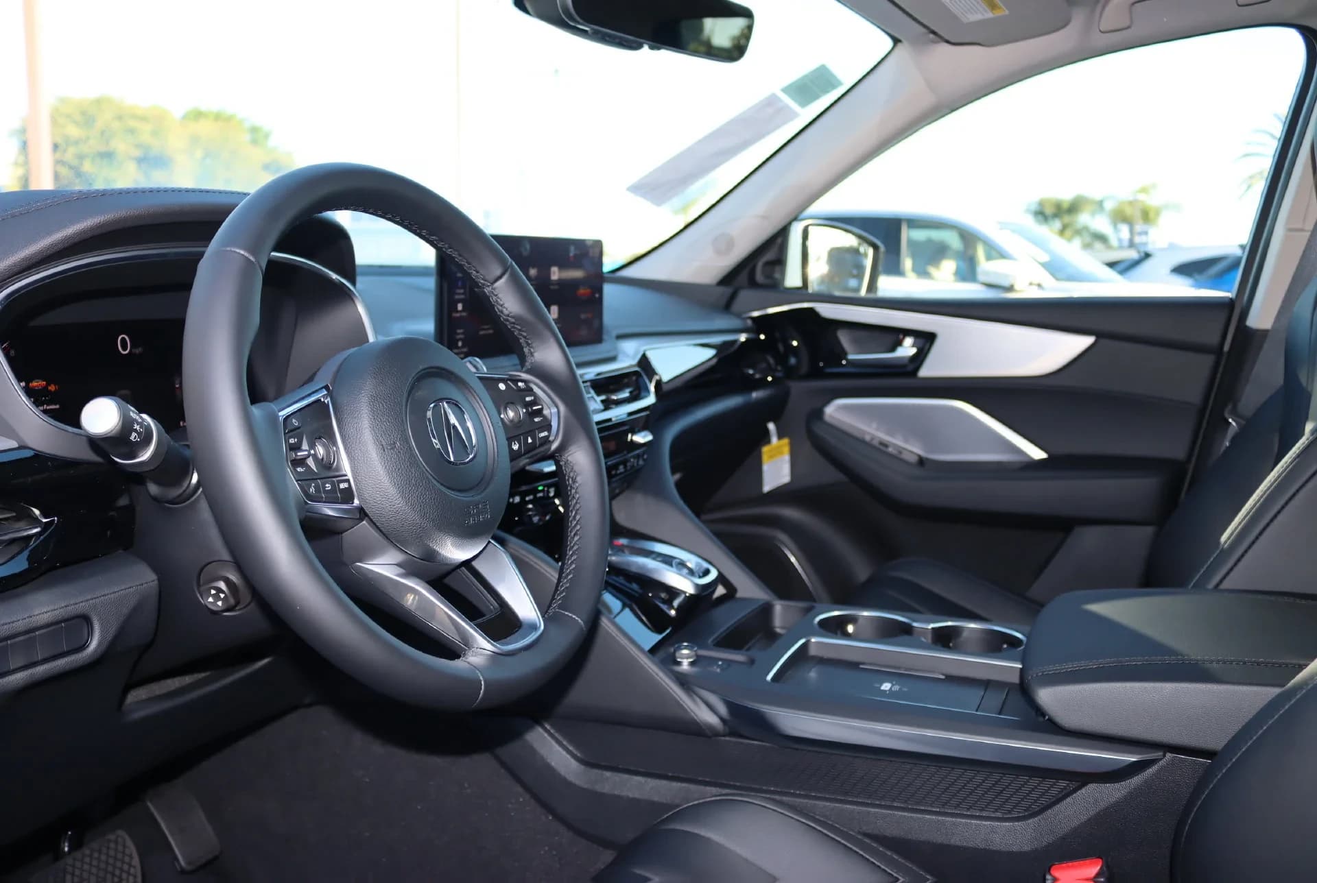 Acura MDX Base FWD 2026 — side view