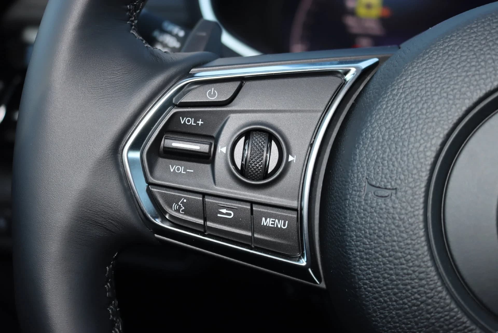 Acura MDX Base FWD 2026 — side view