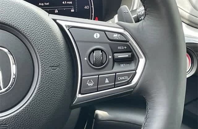 Acura MDX w/Technology Package FWD 2026 — side view