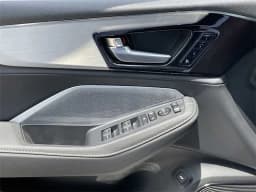 Acura MDX w/Technology Package FWD 2026 — side view
