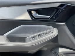 Acura MDX w/Technology Package FWD 2026 — side view
