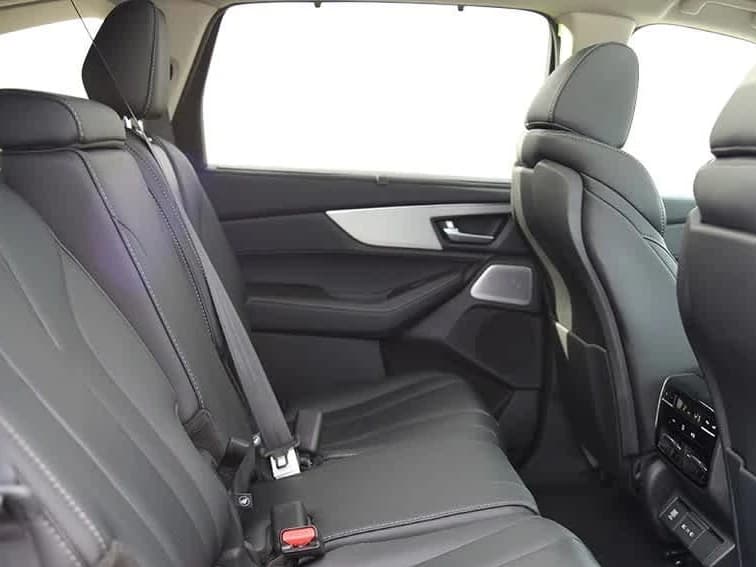 Acura MDX w/Technology Package FWD 2026 — side view