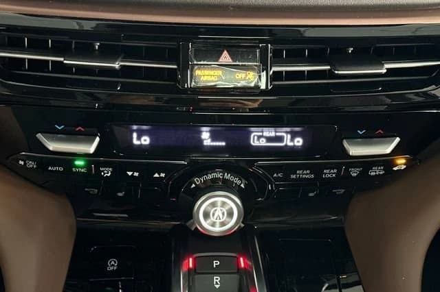 Acura MDX w/Technology Package FWD 2026 — side view