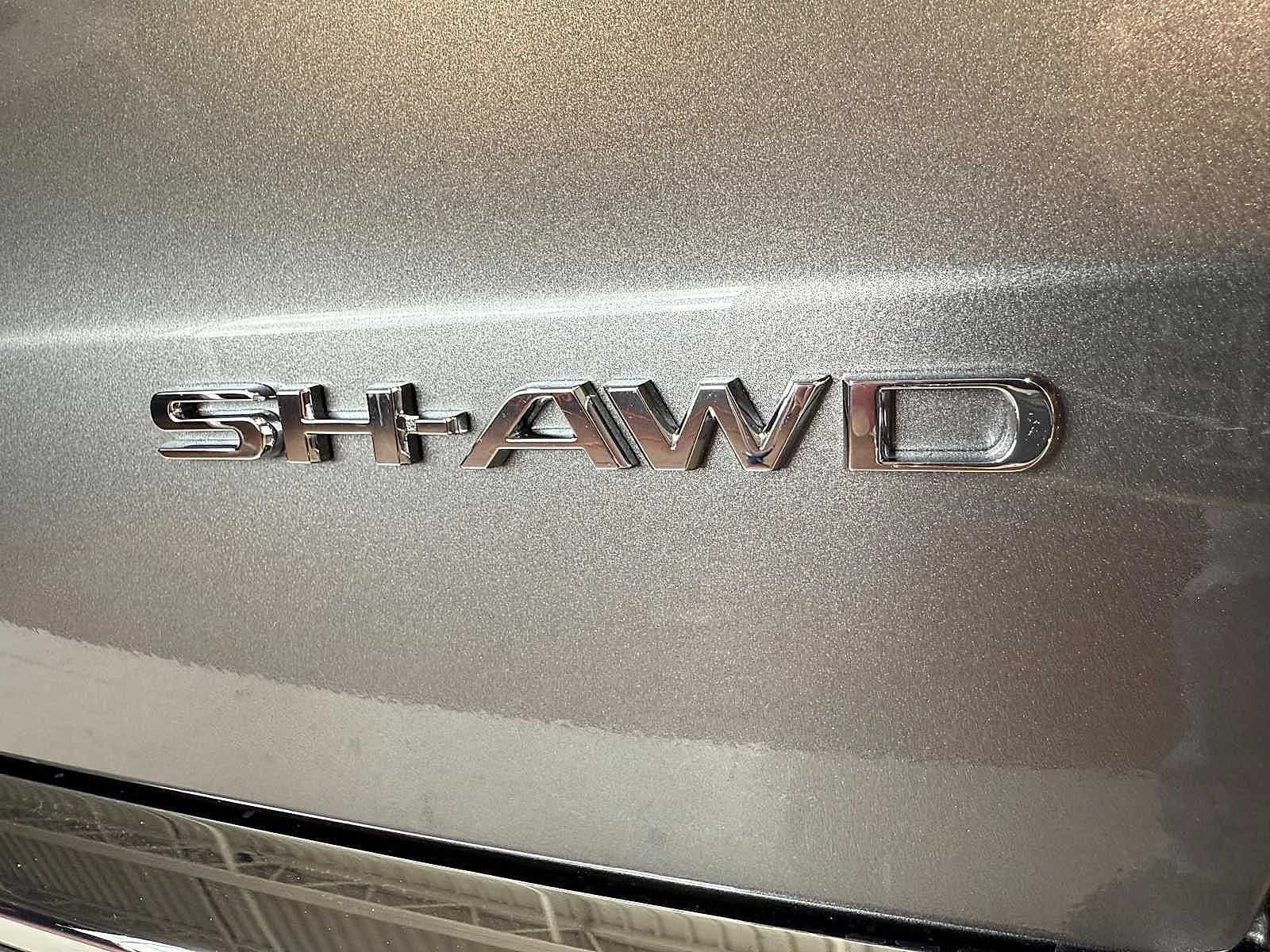 Acura MDX Base SH-AWD 2026 — side view