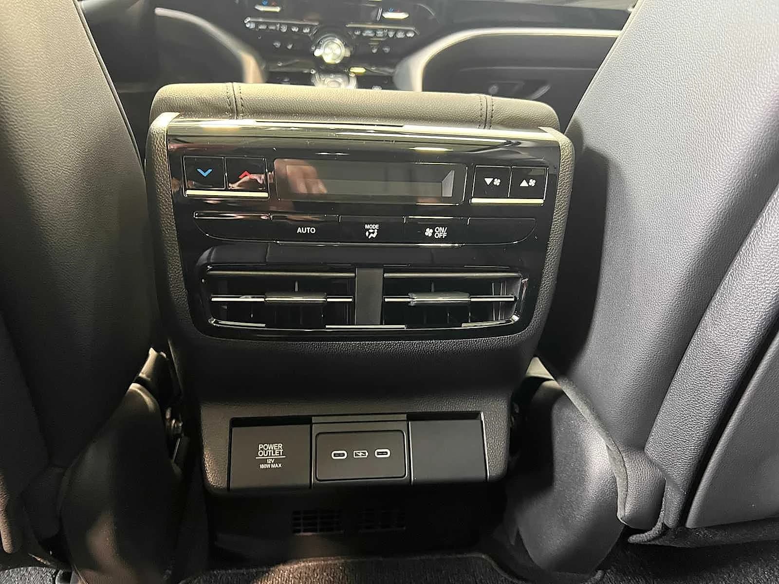Acura MDX Base SH-AWD 2026 — side view
