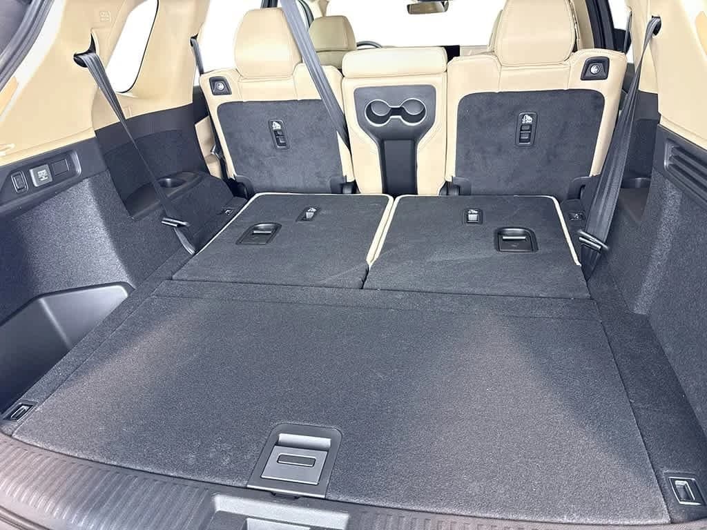 Acura MDX Base SH-AWD 2026 — side view