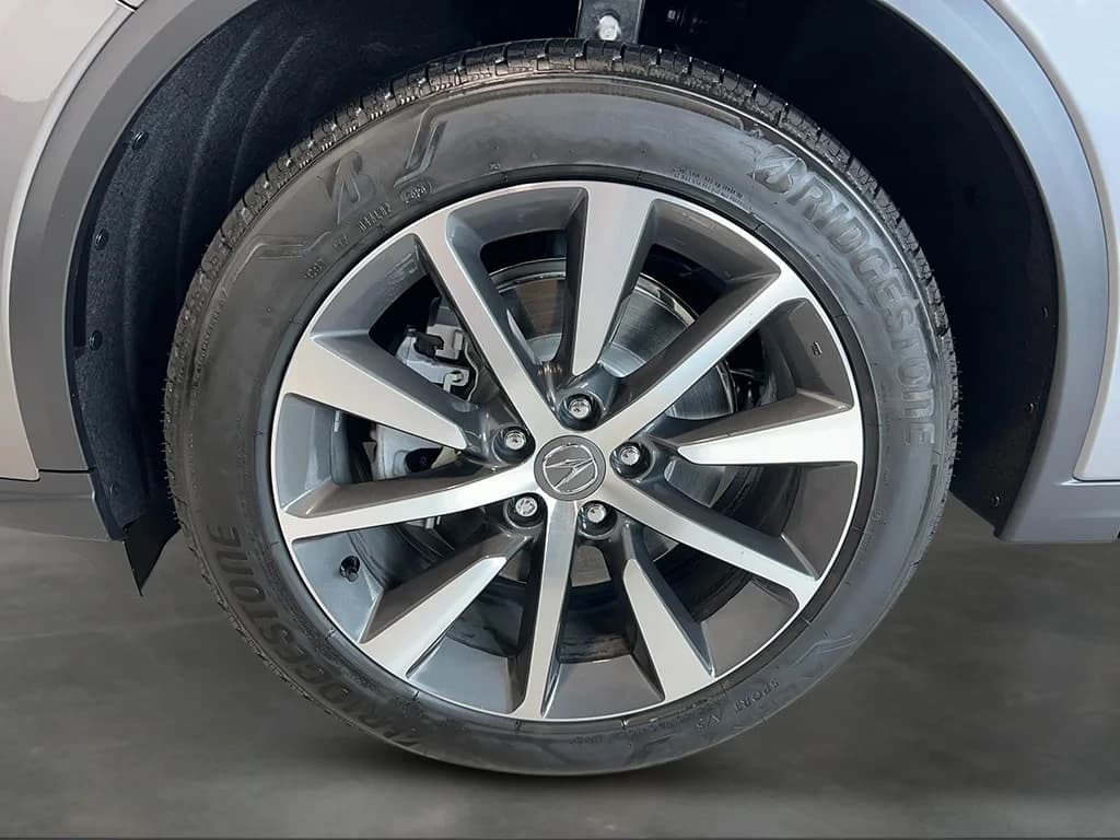 Acura MDX w/Technology Package SH-AWD 2026 — side view