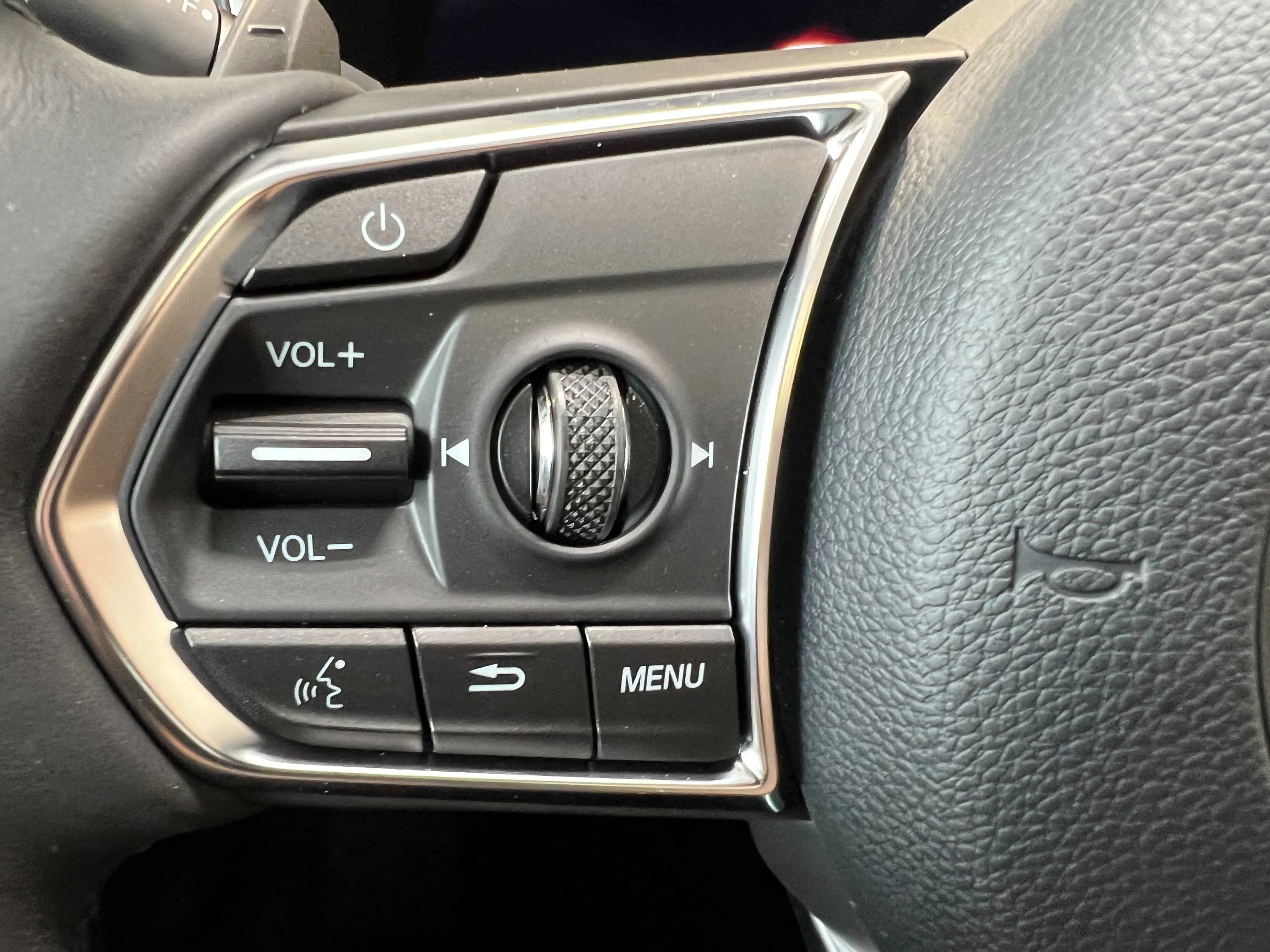 Acura MDX w/Technology Package SH-AWD 2026 — side view