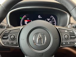 Acura MDX w/Technology Package SH-AWD 2026 — side view