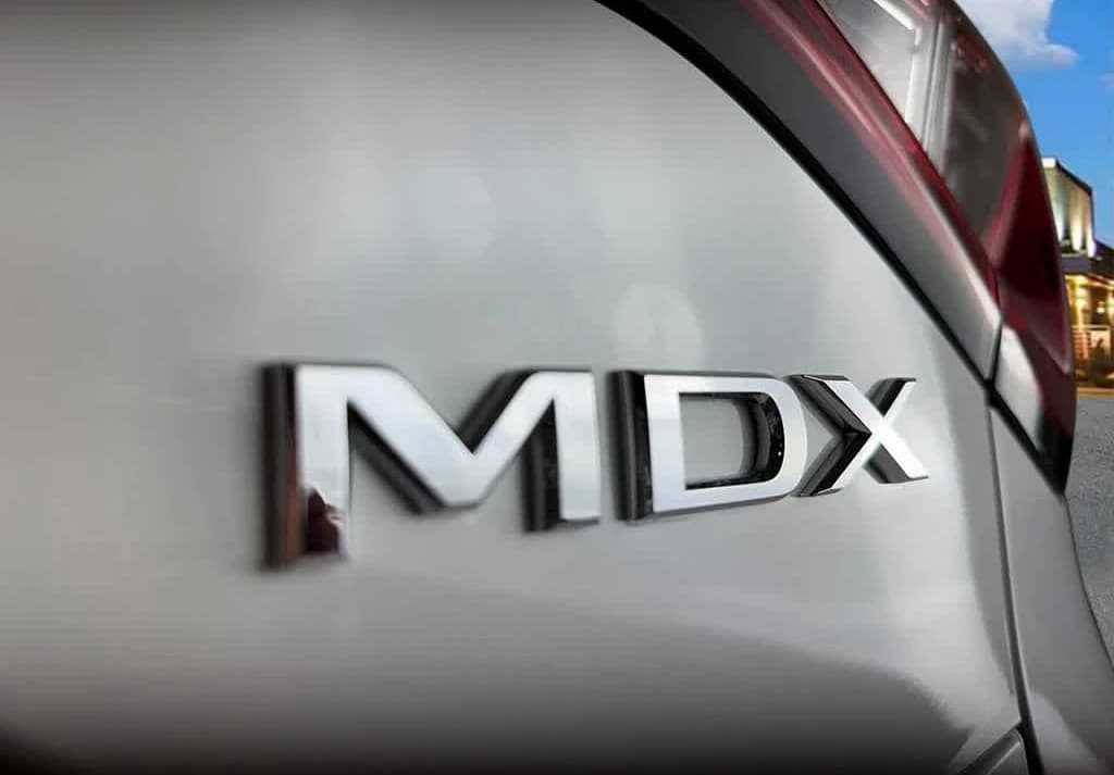 Acura MDX w/Technology Package SH-AWD 2026 — side view