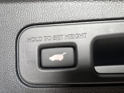 Acura MDX w/Technology Package SH-AWD 2026 — side view