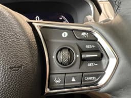Acura MDX w/Technology Package SH-AWD 2026 — side view