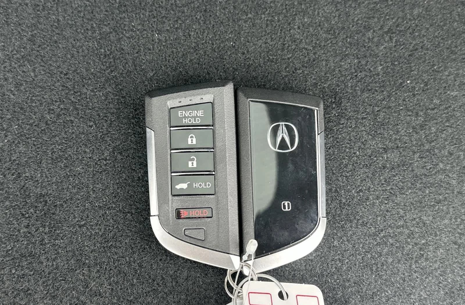 Acura MDX w/Advance Package SH-AWD 2026 — side view