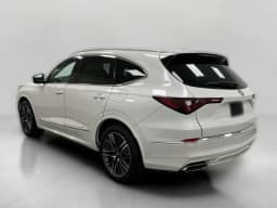 Acura MDX w/Advance Package SH-AWD 2026 — side view