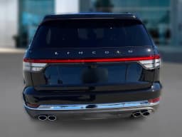 Lincoln Aviator Livery AWD 2026 — side view
