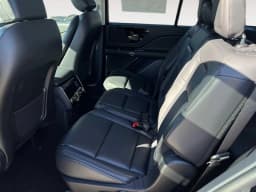 Lincoln Aviator Livery AWD 2026 — side view