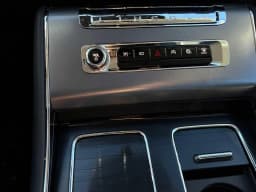 Lincoln Aviator Livery AWD 2026 — side view