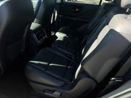 Lincoln Aviator Livery AWD 2026 — side view
