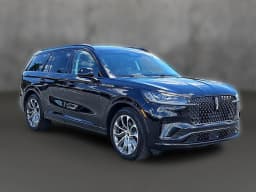 Lincoln Aviator Premiere RWD 2025 — side view