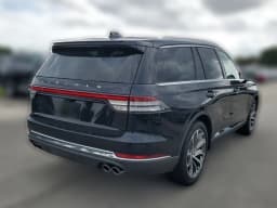 Lincoln Aviator Premiere RWD 2025 — side view
