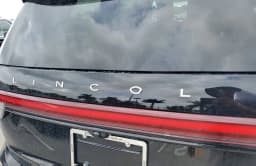 Lincoln Aviator Premiere RWD 2025 — side view