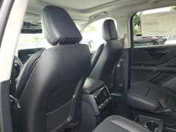 Lincoln Aviator Premiere RWD 2025 — side view