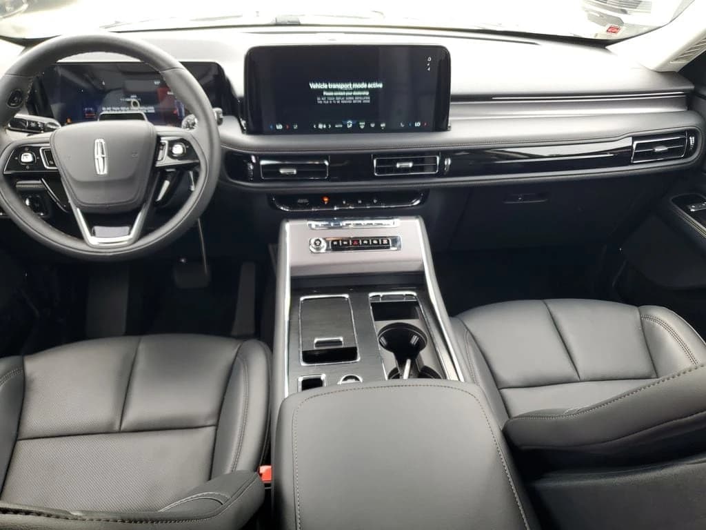 Lincoln Aviator Premiere RWD 2025 — side view
